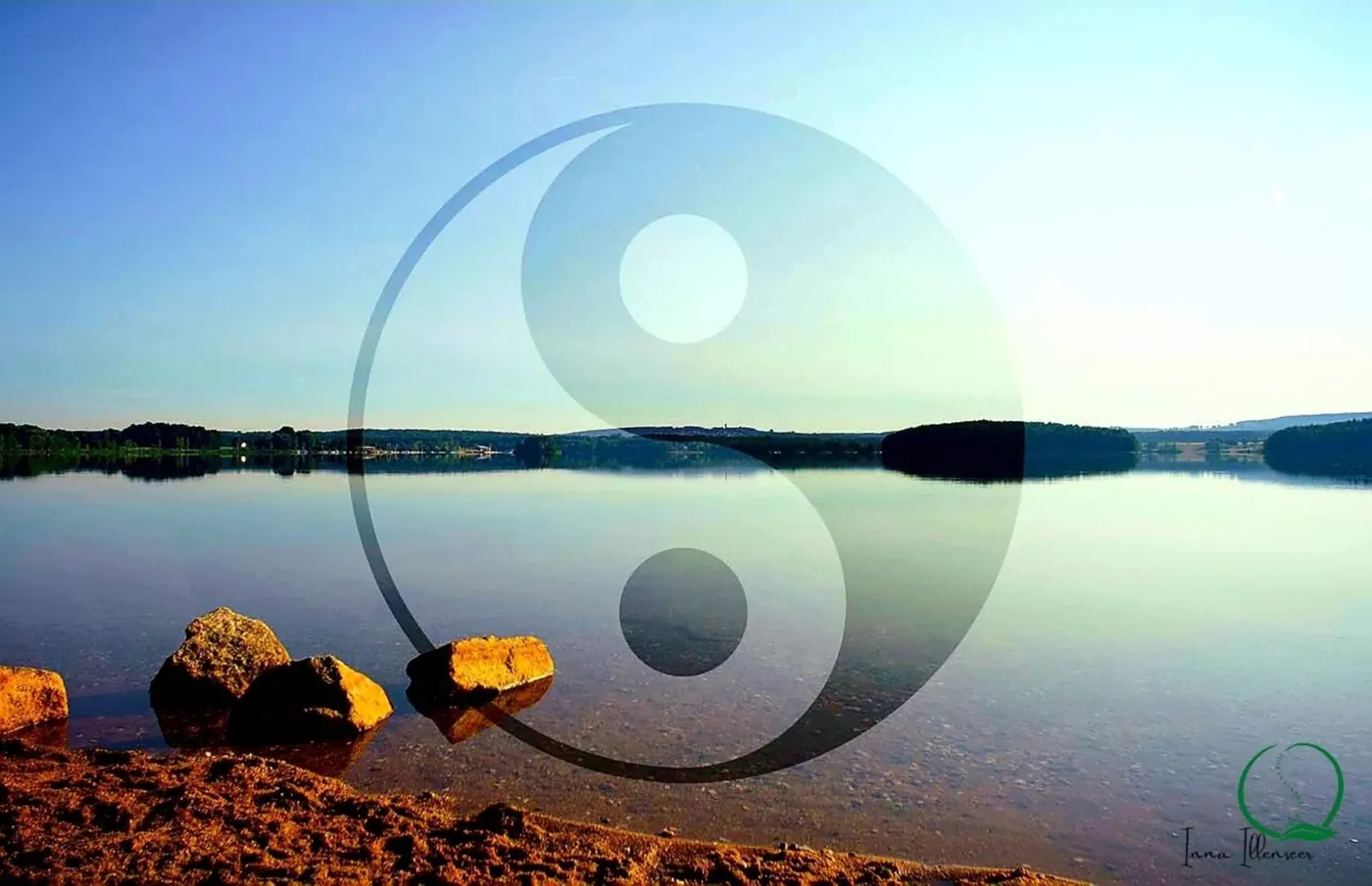 Yin und Yang über dem See — Mehr Lebensenergie